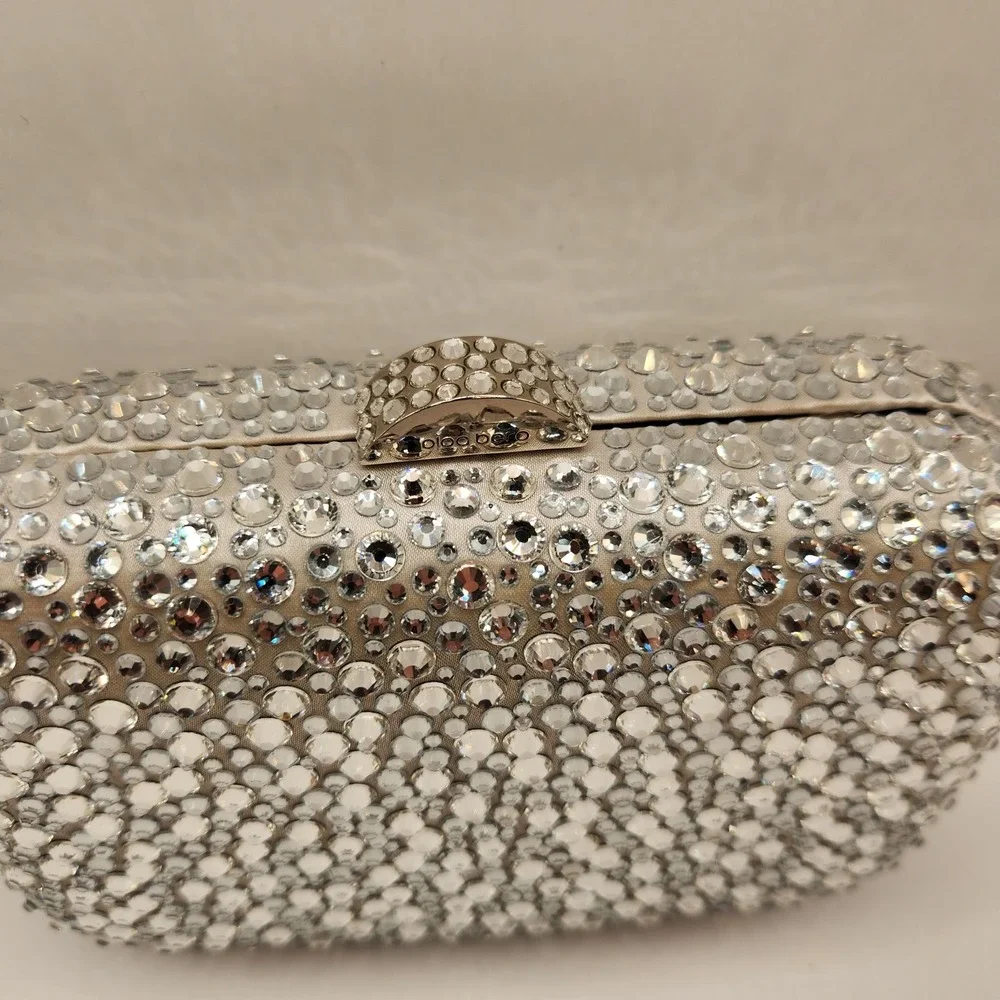 New Olga berg Casey Hot Fix Crystal Encrusted Clutch Purse Silver Evening Fancy